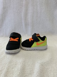 infant size 3 nike shoes