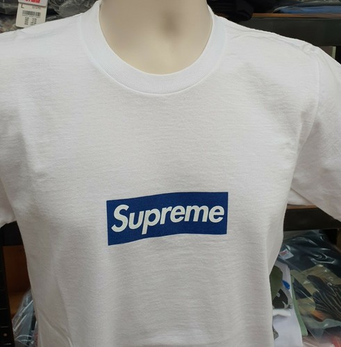 SS15 Supreme New York Yankees Box Logo T-Shirt Bianco Taglia S Piccolo Baseball - Foto 11 di 12