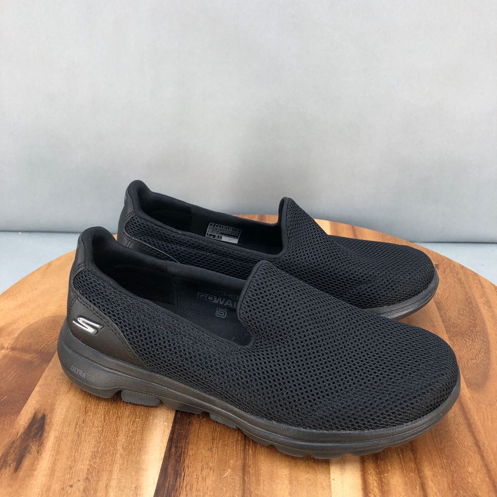 Skechers Go Walk 5 Walking Shoes Womens 7 Black Mesh Slip On Comfort Cushioning-image