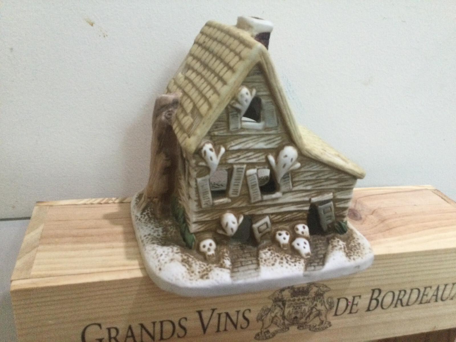 Vintage Halloween Ceramic Haunted Candle Tea Light House Ghosts whacky 6''X6''