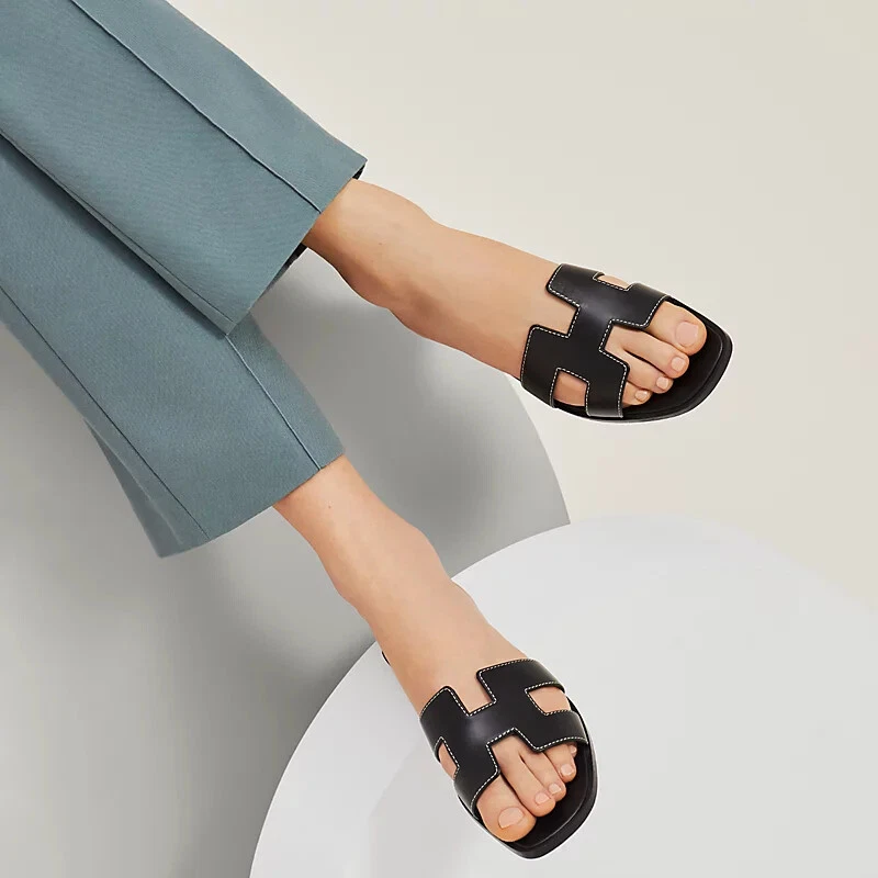 Hermes 2025 black sandals