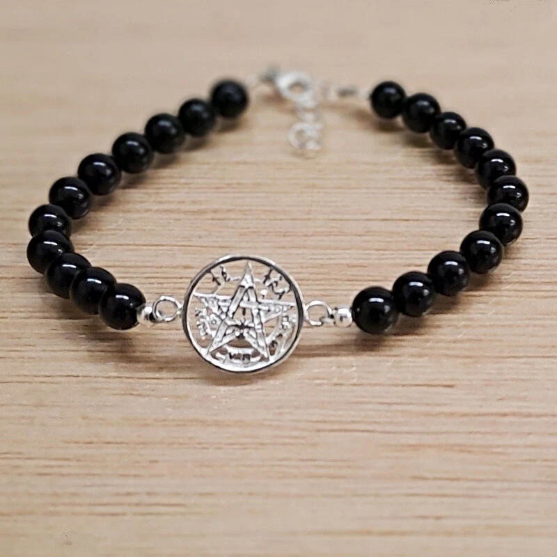 PULSERA TETRAGRAMATON PLATA de LEY 1,5 cm con Ónix natural 6 mm y BOLSA TELA - Imagen 3 de 4