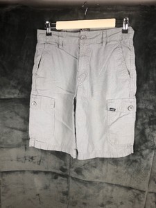 cargo shorts vans