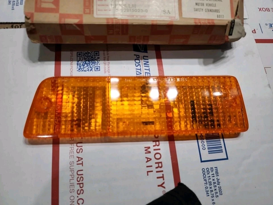 НОВЫЙ ИЗ СТАРЫХ ЗАПАСОВ CHEVY LUV SER. ОБЪЕКТИВ 5,6,8,9, 10, ПЕРЕДНИЙ КОМБИНИРОВАННЫЙ МАРКЕР LH 94025096 ISUZU - Изображение 2 из 3