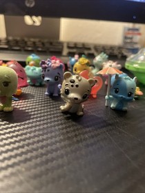 Lot of 28 Hatchimals CollEGGtibles Mixed Lot Mini Toys Figures Animals Saucer