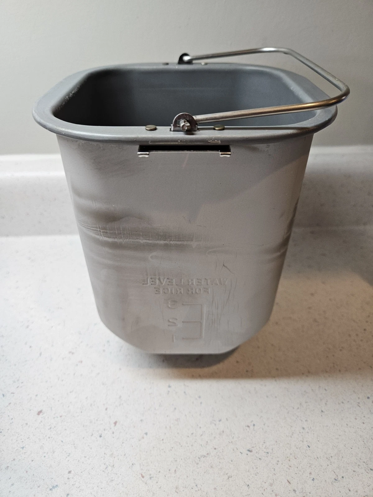 Hitachi Bread Machine Loaf Pan No Paddle HB-B101, HB-B102, HB-B201, HB-B301