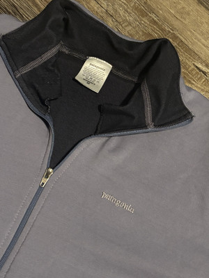 Patagonia Lunar Rock Half Zip Pullover Size M High Low Purple Gray Zip Back