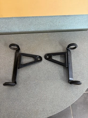 BRACKET, HEADLAMP RH