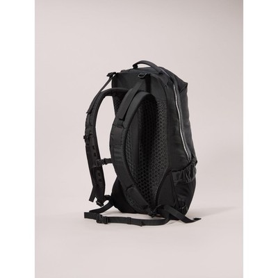 Arc'teryx Arro 22 Backpack - NEW WITH TAGS - 7473 Black