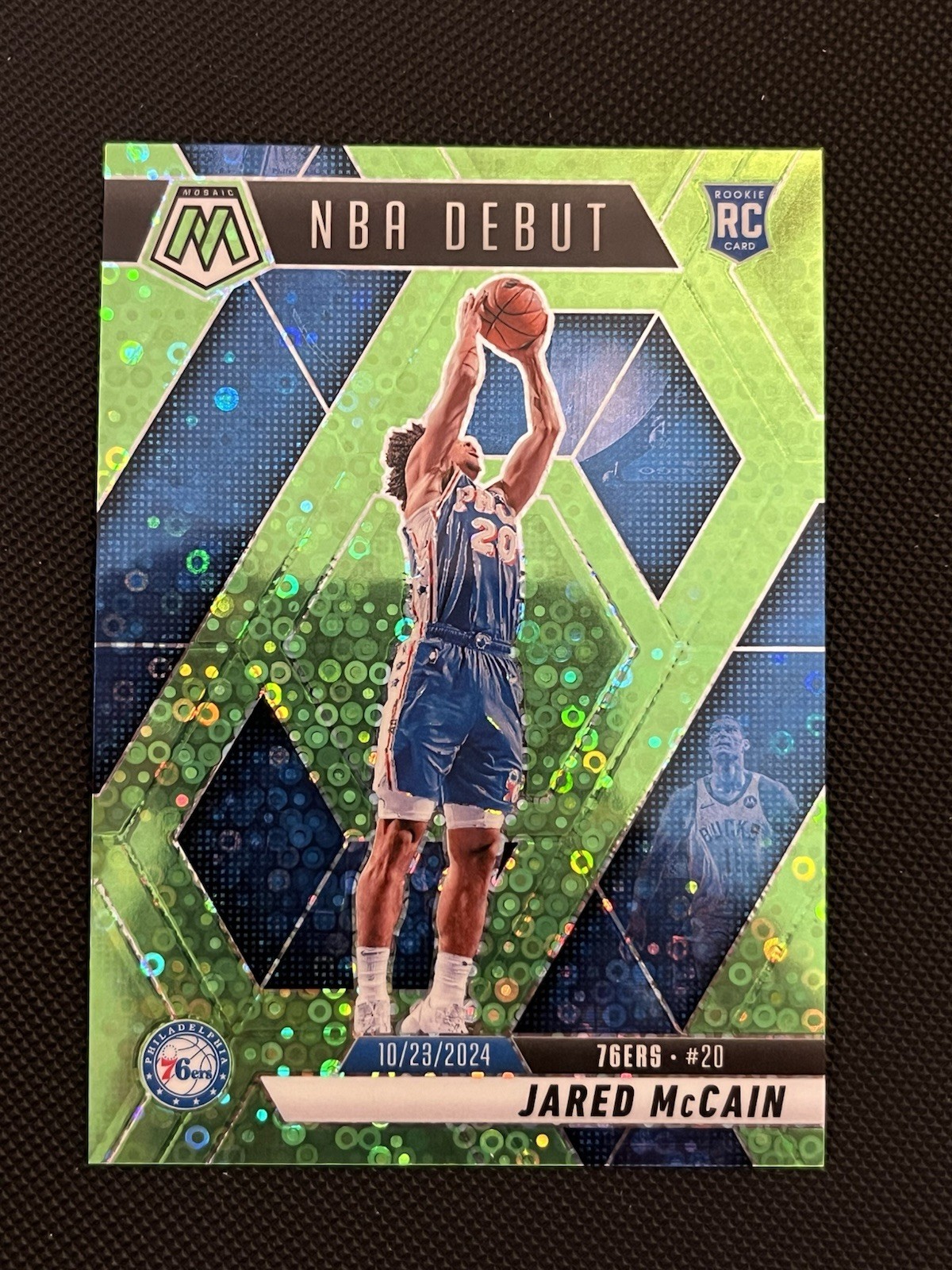2024-25 Panini Mosaic Jared McCain NBA Debut #263 Fast Break Neon Green 2/5 RC