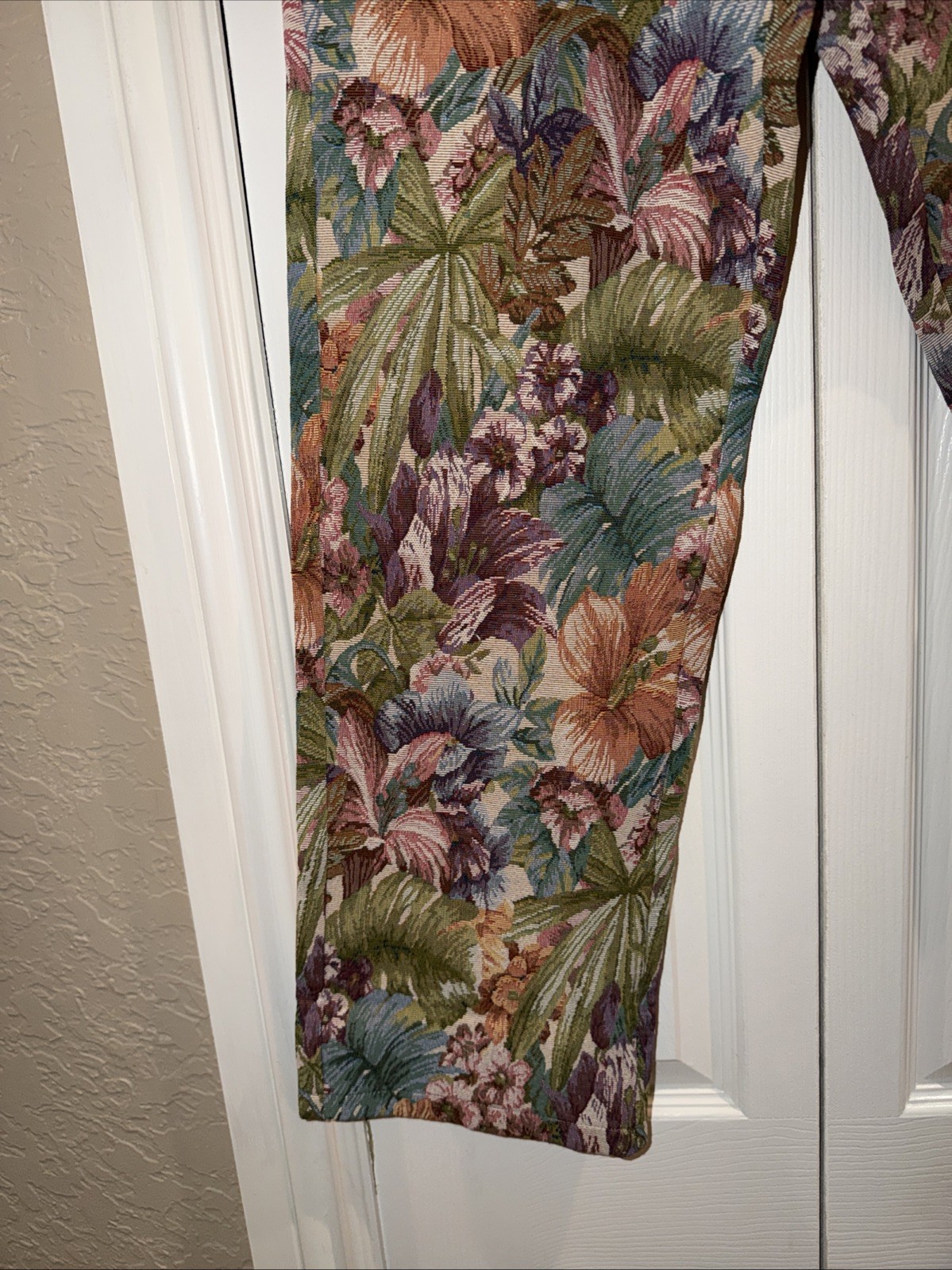 Men’s Boohoo Man Fixed Waist Floral Tapestry Trouser 30R