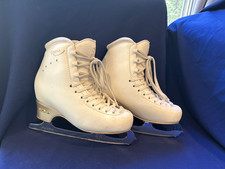 EDEA Chorus Figure Skates 230 C with John Wil...