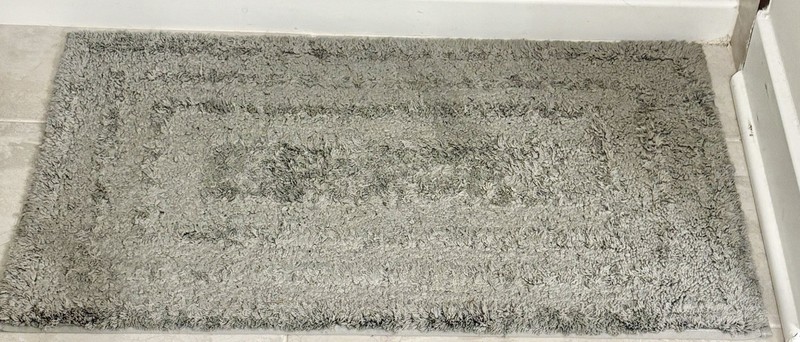 Tommy Hilfiger Gray Rug Mat Bathroom Floor