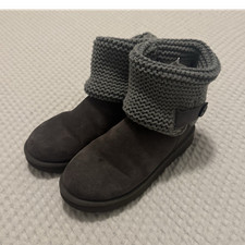 UGG Classic Cardy Gray Suede Knit Fold-Over Cuff Button Ankle Bootie US 9
