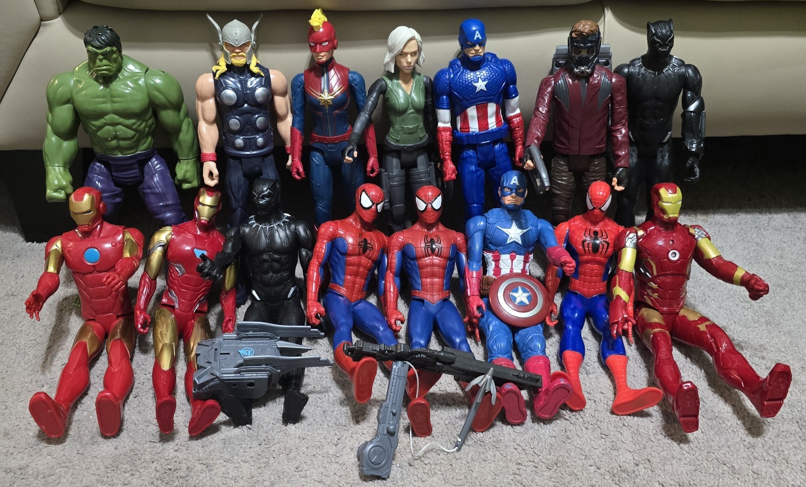 S With Accessories (11  Titans) 20 Pieces