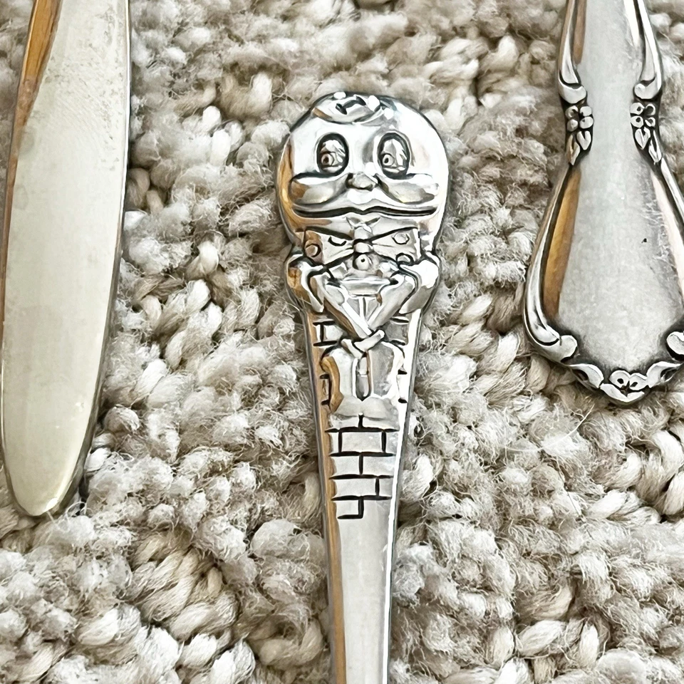 Vintage Baby Toddler Spoon & Fork Disney Oneida Leonard Stainless LOT of 7 - Image 4 of 4