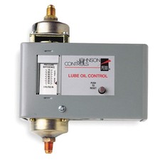 JOHNSON CONTROLS P128AA-1C Mech Lube Oil Pressure Cont, 70 psi Max 20RF55