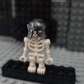 Lego Fantasy Era 7091 7092 Skeleton Warrior 3 Castle Minifigure