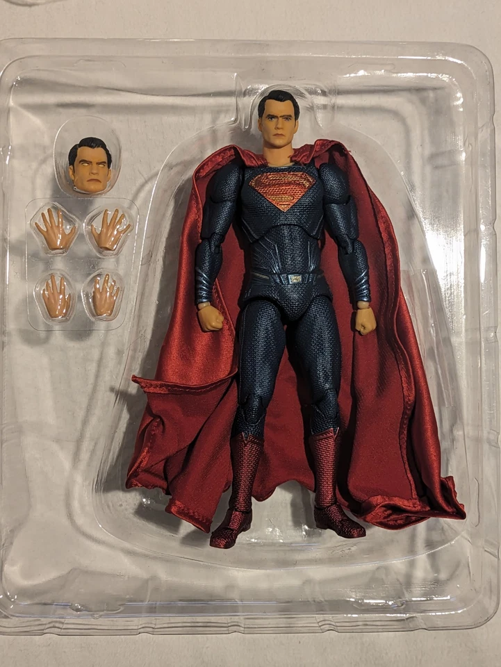Mafex Dawn Of Justice Batman Vs Superman Bundle (Genuine) - Image 4 of 4