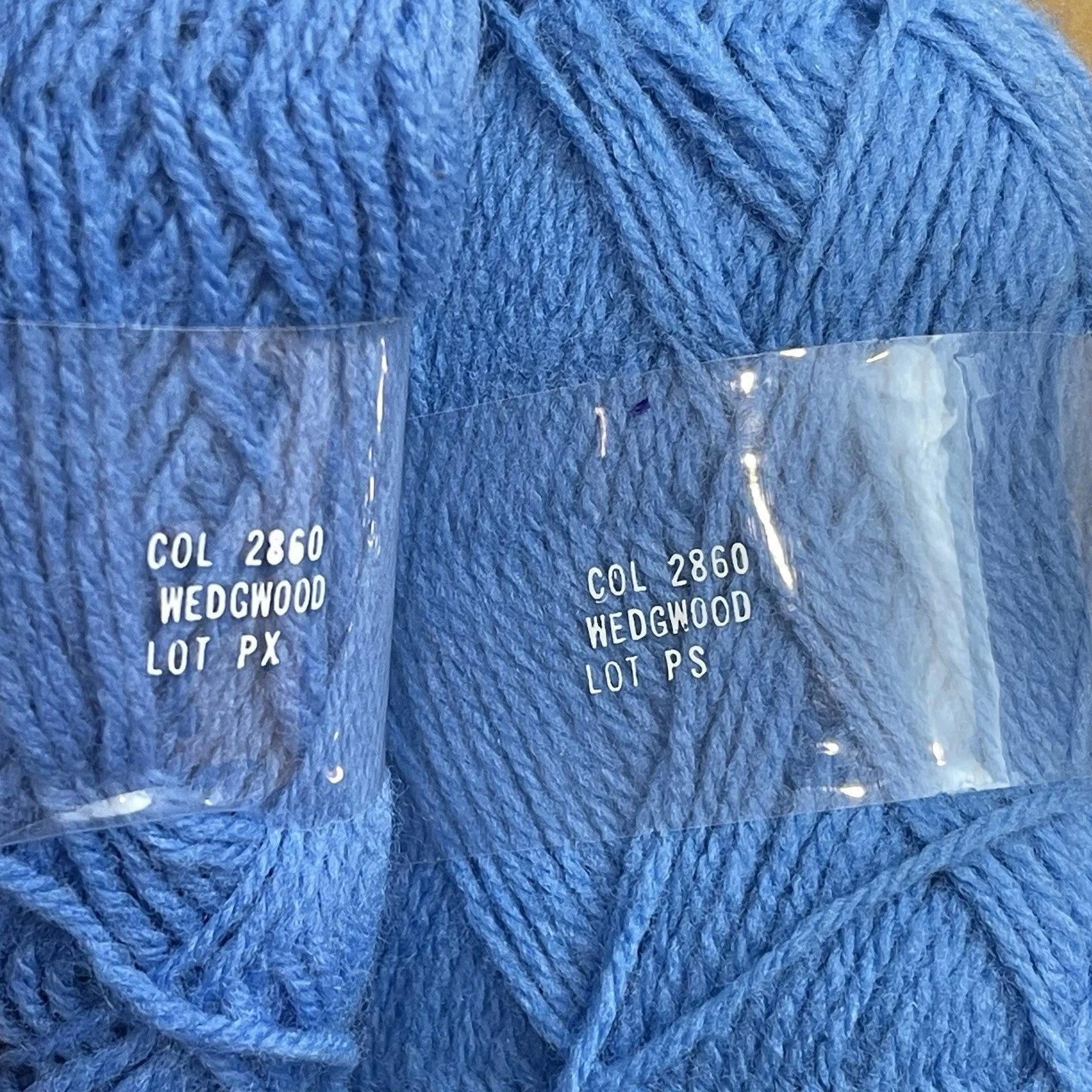 Vintage Bernat Berella Sportspoon Yarn Wedgwood Blue 2860 Lot of 20 Original Box image 6