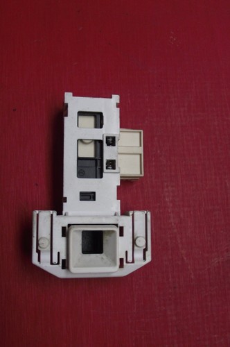 Waschmaschine Bosch WFL2067GB/14 Türschloss