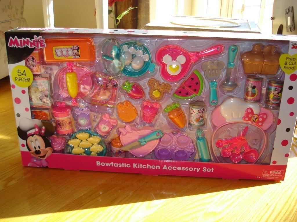 Minnie Bowtastic Kitchen Accessory Set - Just Play