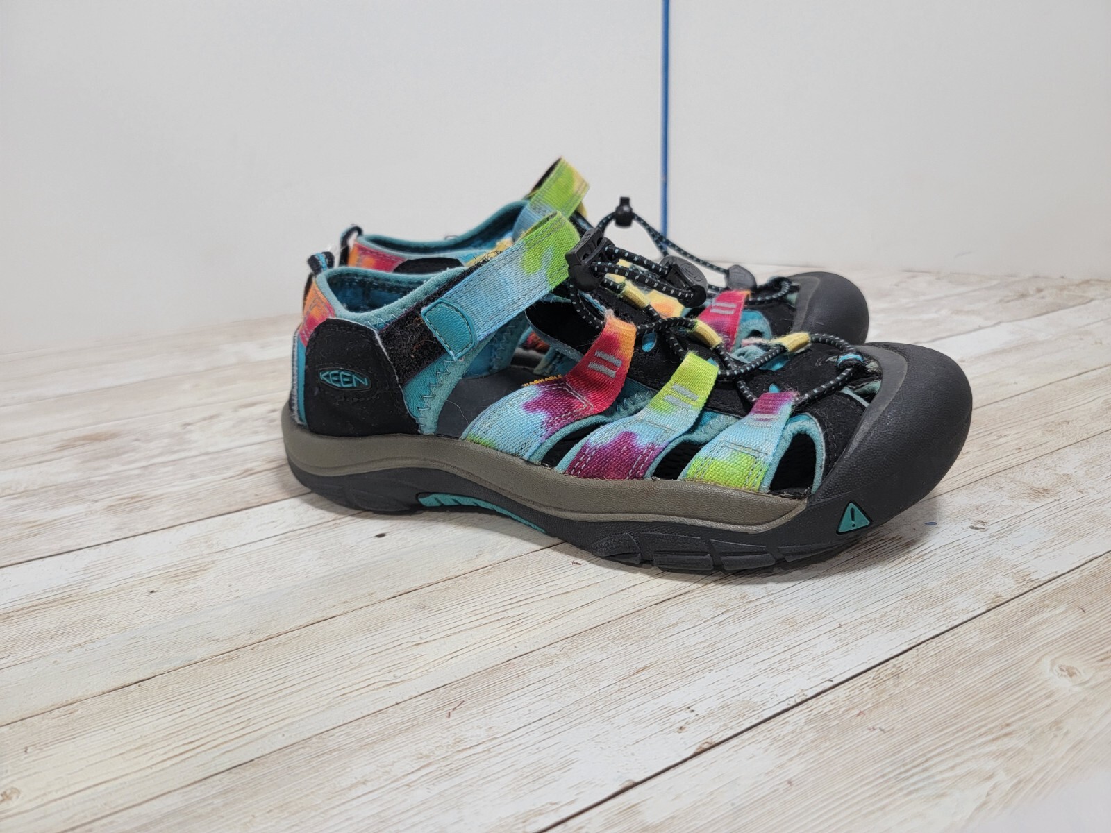 Keen Newport H2 nero arcobaleno tie dye 1018441 sandali scarpe da acqua taglia US 4 5