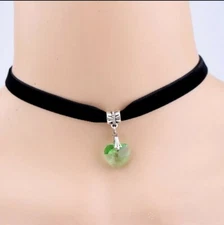 Black Velvet Choker w/ Green Heart Pendant Gothic Punk Necklace 85-1