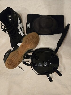 Youth Wrestling Kit (Asics Matflex 7 Sz 5, Cliff Keen Headgear & Kneepad)