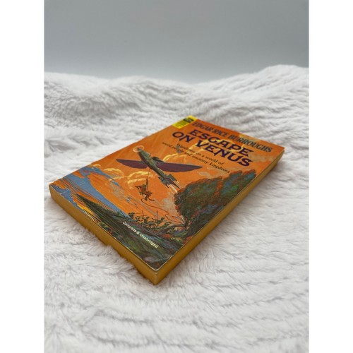 Escape from Venus Edgar Rice Burroughs Ace 21560 Classic Vintage Science Fiction - Picture 4 of 6