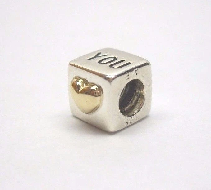 Pandora cube best sale charm