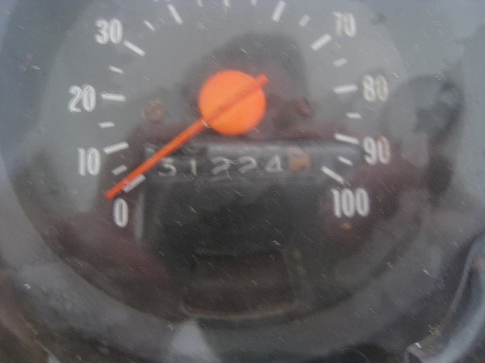 Cuadro de instrumentos velocímetro Ford Pinto vintage años 70 - 86 k millas Foto 4 de 4