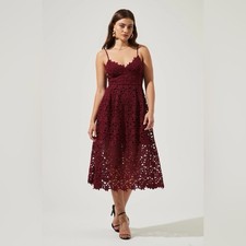 ASTR The Label Wine Floral Lace A-Line Midi Dress V-Neck Strappy M ALD42049