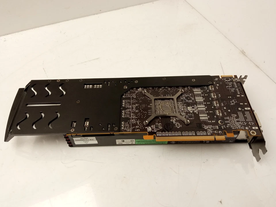 Dell AMD Radeon HD 6870 1GB DDR5 PCIe Video Graphics Card 0Y9XH7 Y9XH7 - Image 4 of 4
