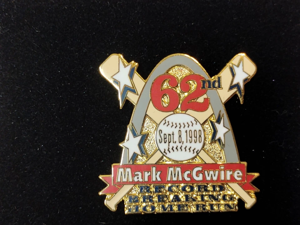 Mark McGwire's Historic 1998 Season Collector 5 Pin Set Limited Edition Cardinal - Image 4 of 4