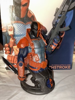 DC Comics Super-Villains Deathstroke Bust (READ DESCRIPTION)