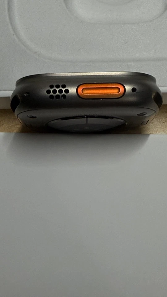 Apple Watch Ultra, foto 4 di 5