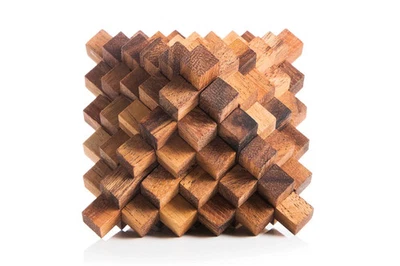 Japan. Kristall HOLZWÜRFEL 51 Teile Knobel Puzzle 3,5 kg schwer Hirntraining - Bild 1 von 4