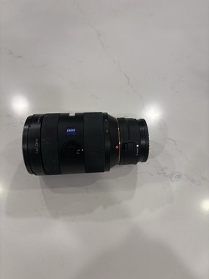 SONY Carl Zeiss Vario-Sonnar T* 24-70 2.8 With LA-EA5 A Mount To E Mount Adapter