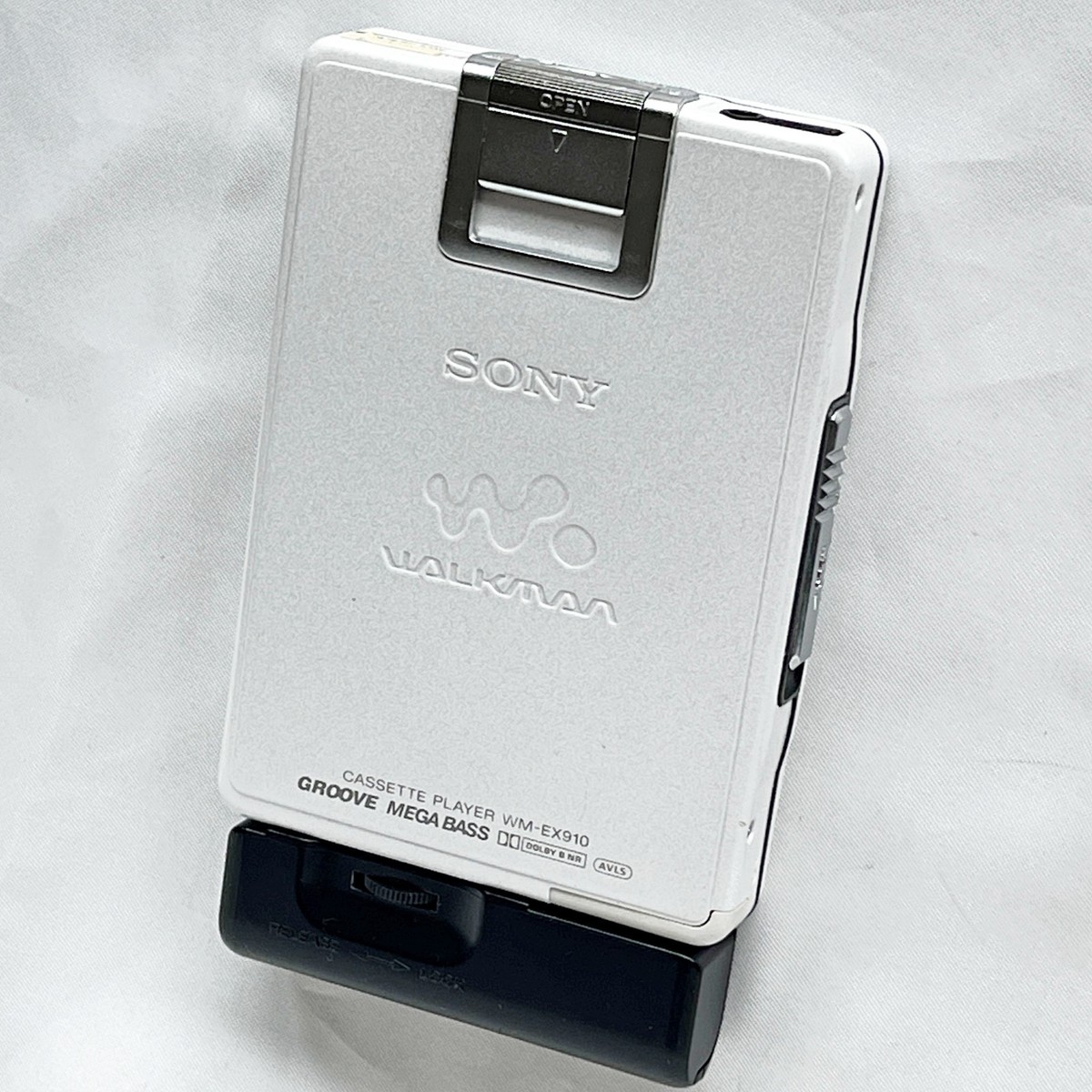 良品 リモコン付 カセットプレーヤー WM-EX910 SONY 検EX2000 SONY WM-EX910 2000 Walkman W/Accessories White Cassette Player