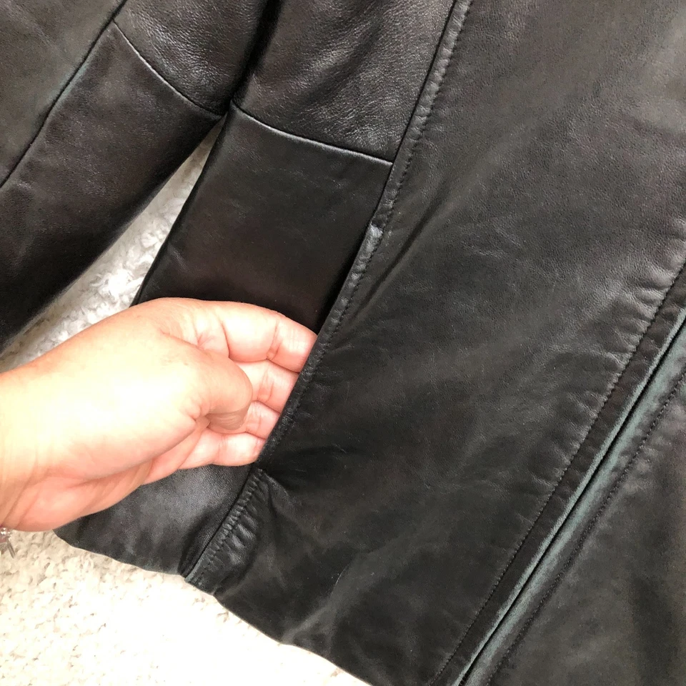 Liz Claiborne Jacket Medium Adult Petite Black Leather Full Zip Moto Biker Women - Image 3 of 4