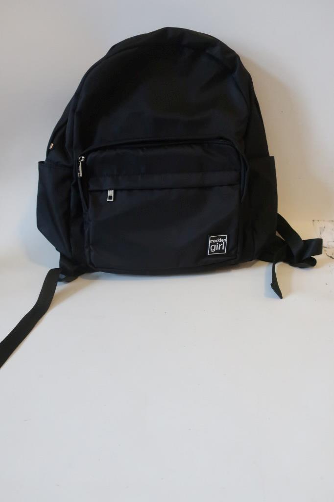 NWT Madden Girl Great Back Pack in Black Amazon.com | Madden Girl While Backpack, Black | Casual Daypacks main image 4