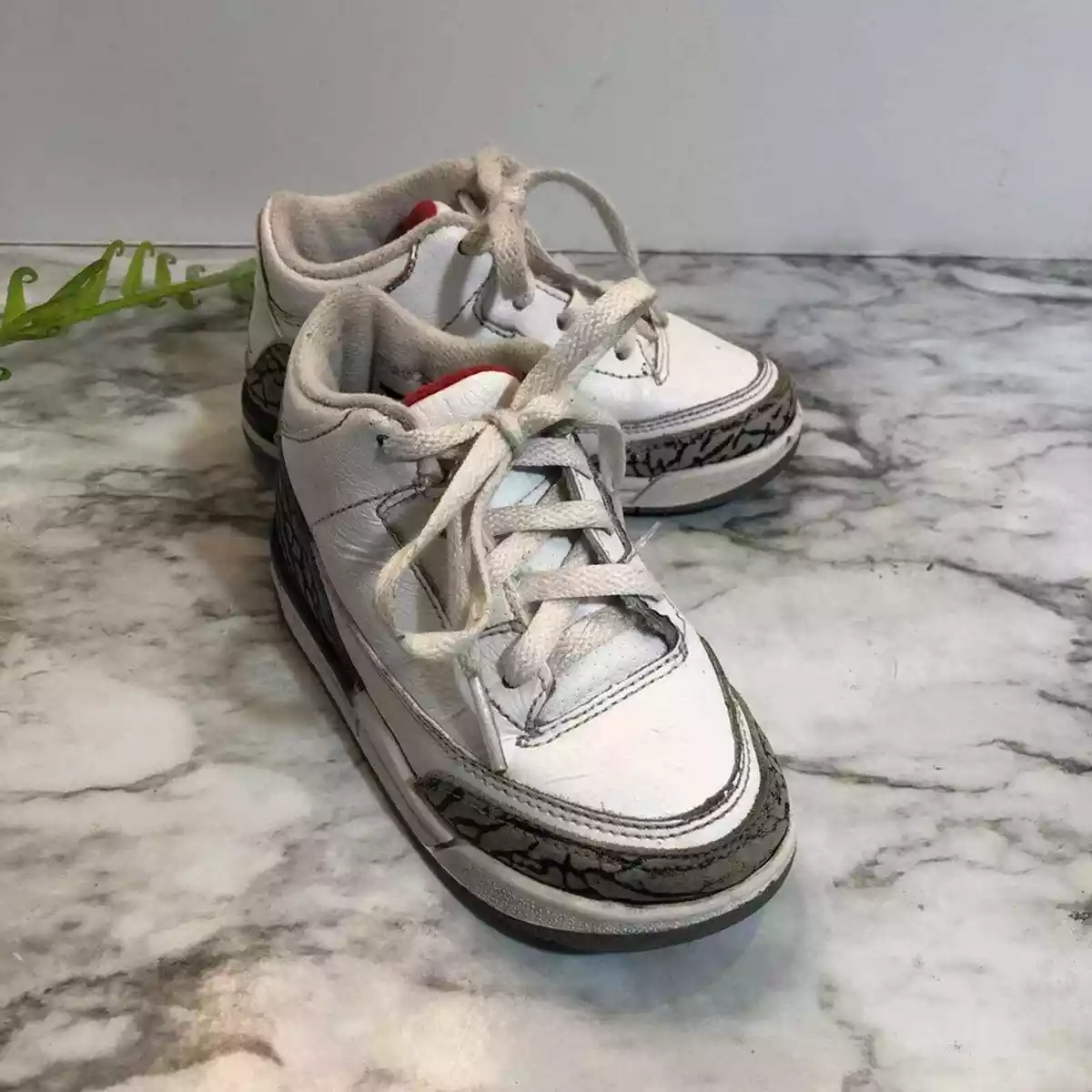 Jordans shoes retro 3 deals