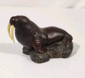 Vtg Walrus On Rock Figurine Resin Statue Figure Boma Canada Small Rare