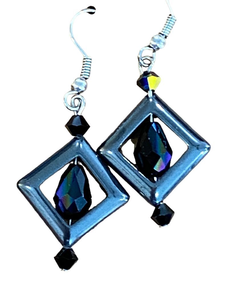 Aurora Borealis Dangle Geometric Shape Beaded Pie… - image 2