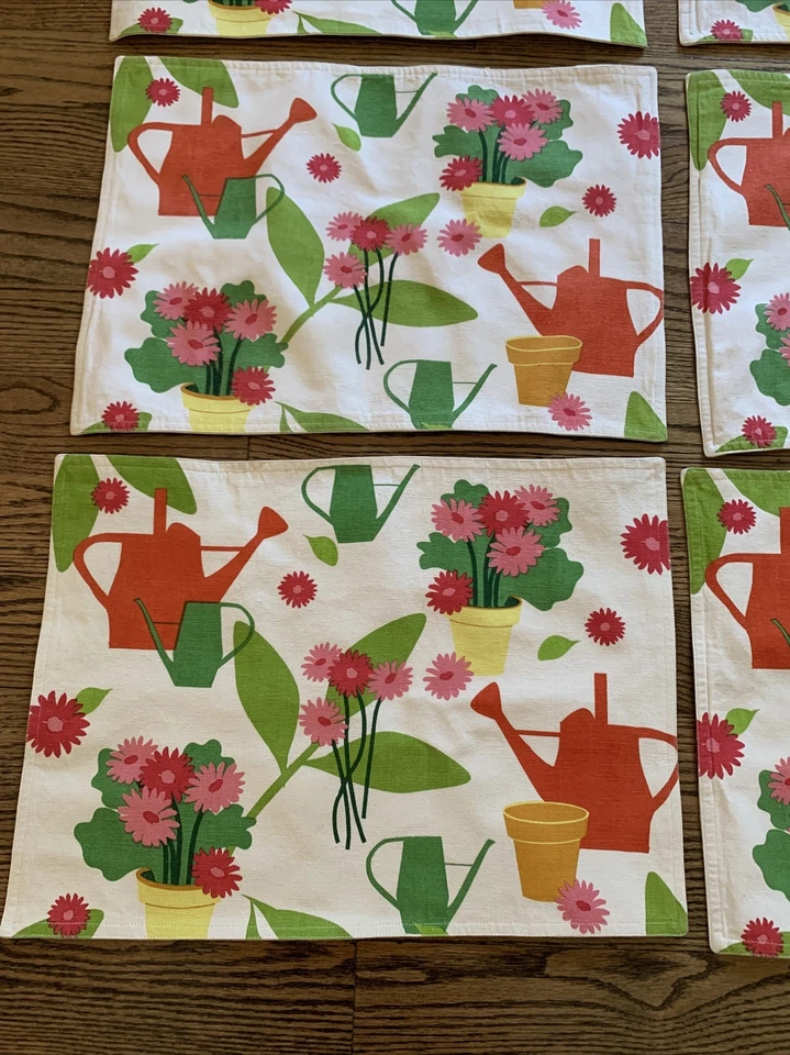 Set of 8 TAG Tone Cloth Placemats Watering Can Garden Flowers Pots Garden - Image 2 of 4