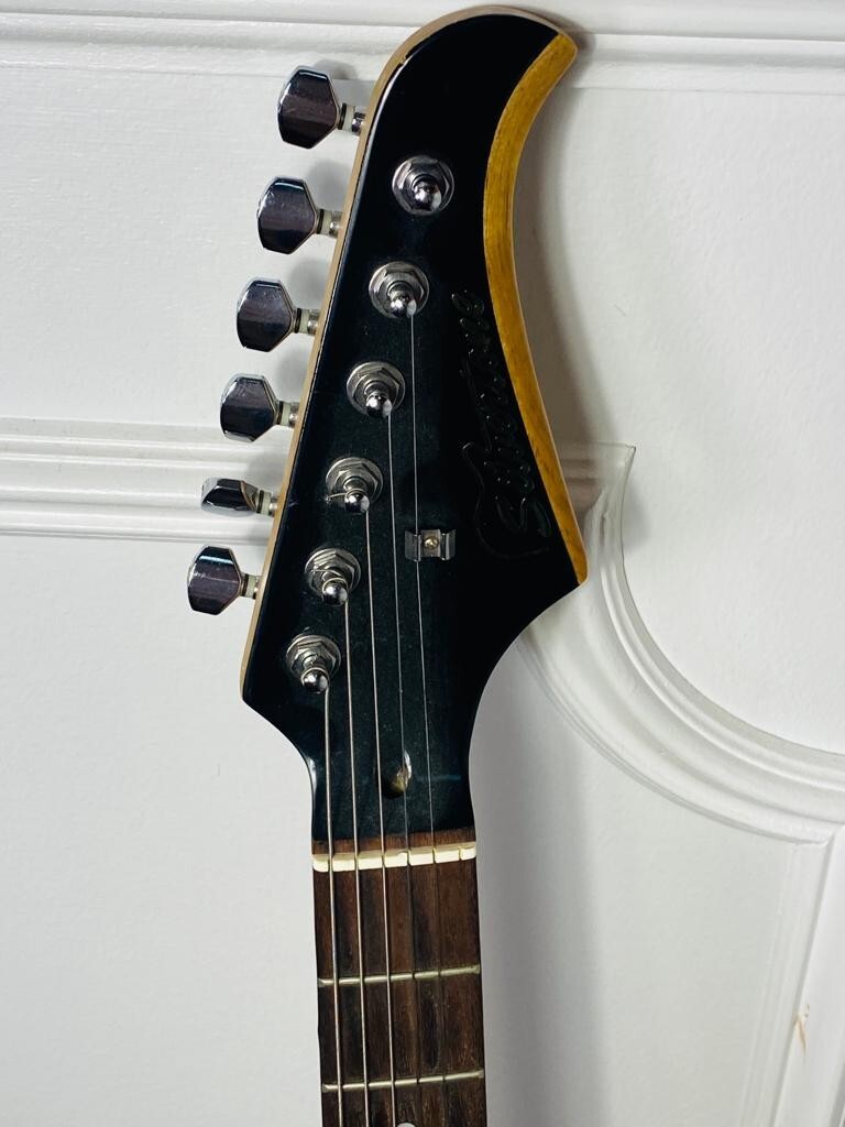 Silvertone SS11 Electric Guitar with Case eBay