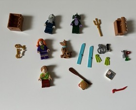 LEGO Scooby-Doo Haunted Lighthouse 75903 Built 100% Complete No Box RARE Daphne 