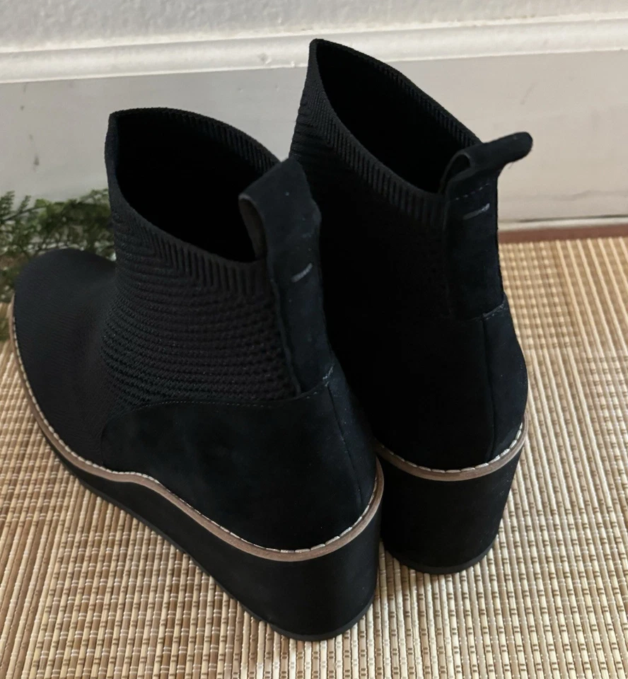EILEEN FISHER Pull On Knit Ankle Boot Size: 10 - Image 3 of 4
