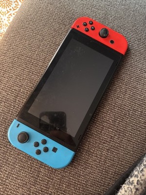 Nitendo Switch Video Game Console, Used, Tested, Good Condition, w/Charger.